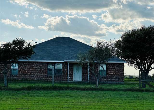 Property at 689 County Road 336, Alice, TX 78332, 4 beds, 2 baths
