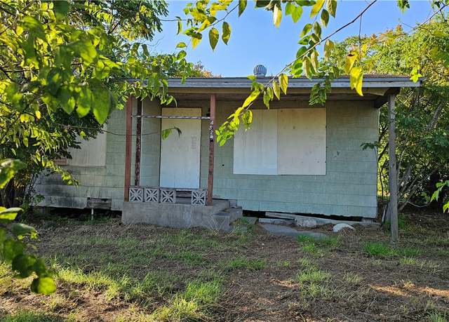 Property at 4525 Southwood St, Corpus Christi, TX 78415, 2 beds, 1 bath