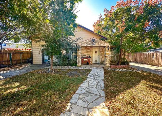 Property at 3137 Houston St, Corpus Christi, TX 78415, 6 beds, 3 baths