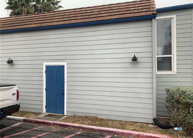 Property at 3402 Ocean Dr #11, Corpus Christi, TX 78411, 1 bed, 1 bath