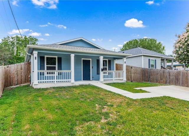 Property at 1517 Dorado St, Corpus Christi, TX 78417, 3 beds, 2 baths