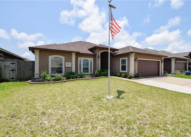 Property at 1601 Sea Oak Dr, Corpus Christi, TX 78418, 4 beds, 2 baths
