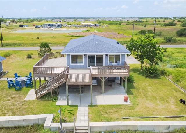 Property at 356 E Sagebrush St, Rockport, TX 78382, 3 beds, 2 baths