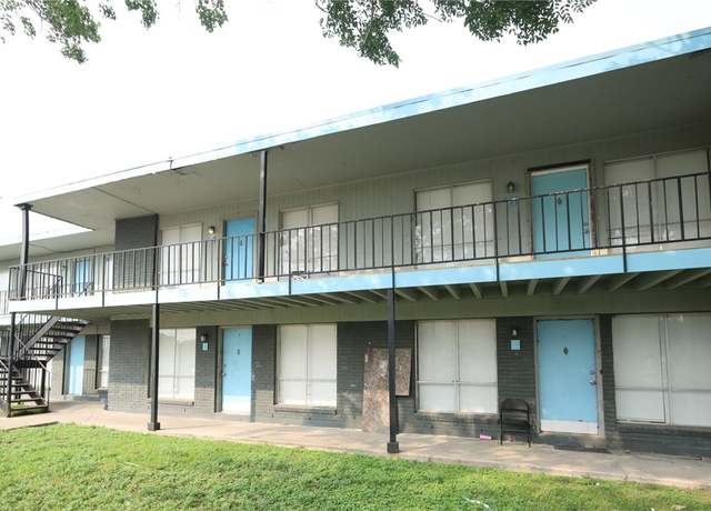 Property at 3249 S S Staples St, Corpus Christi, TX 78411, 2 beds, 1 bath
