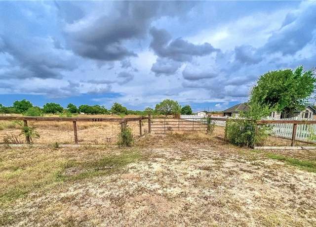 Property at 5486 Sunset Trl, Robstown, TX 78380