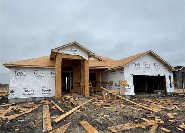Property at 1422 Lois Chesney St, Corpus Christi, TX 78415, 4 beds, 3 baths