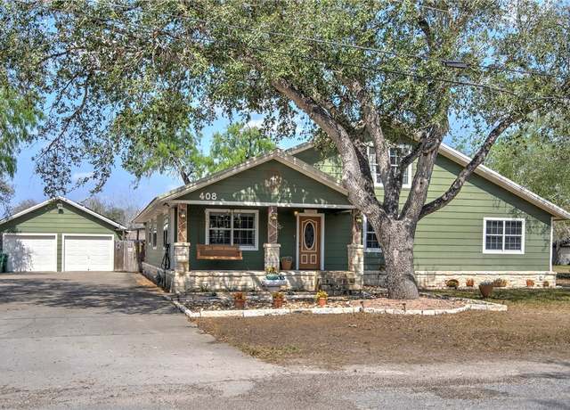 Property at 408 Grace St, Orange Grove, TX 78372, 4 beds, 3 baths