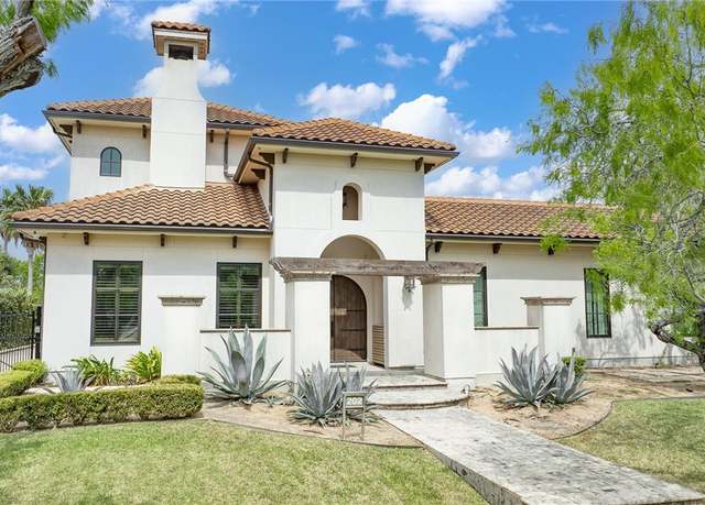 Property at 202 Amistad, Corpus Christi, TX 78404, 4 beds, 6 baths