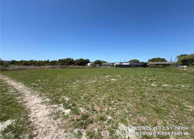 Property at 1934 Ridgewood Dr, Corpus Christi, TX 78418