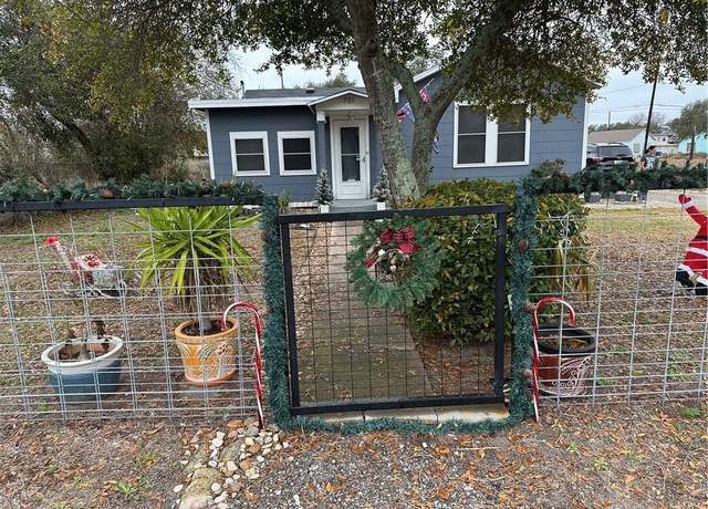 Property at 721 Claride St, Corpus Christi, TX 78418, 2 beds, 1 bath