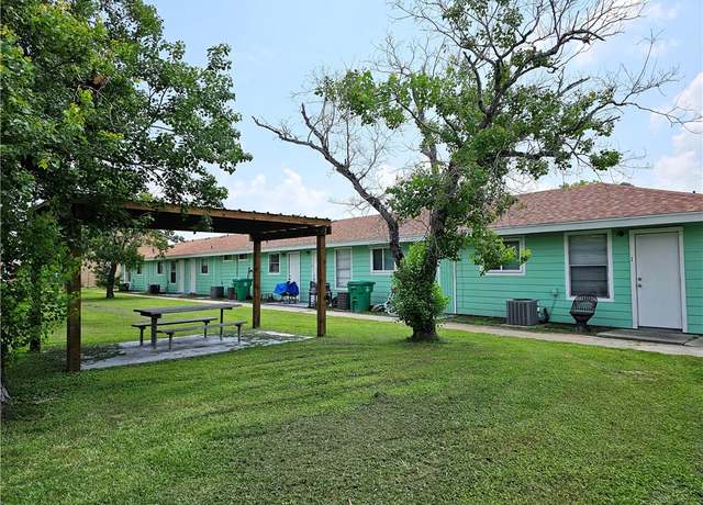 Property at 160 N 13th St, Aransas Pass, TX 78336