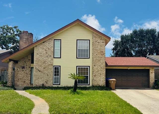 Property at 2238 Saxony Dr, Corpus Christi, TX 78418, 3 beds, 2 baths