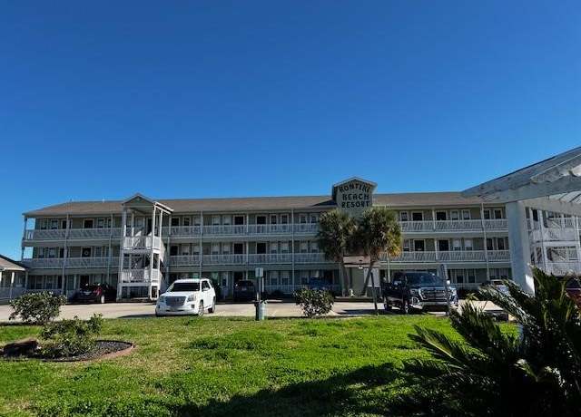 Property at 2290 N Fulton Beach B-317, Rockport, TX 78382, 1 bed, 1 bath