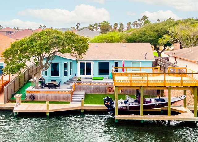 Property at 15010 Tesoro Dr, Corpus Christi, TX 78418, 3 beds, 2 baths