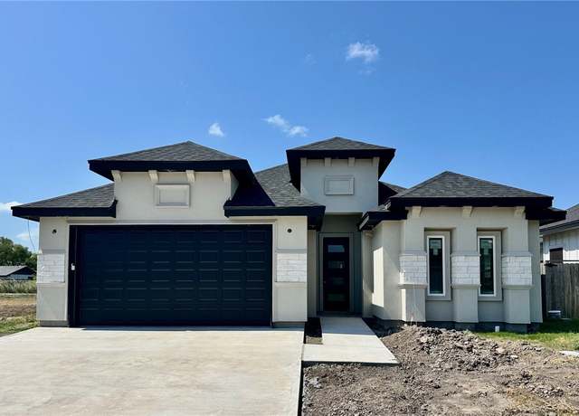 Property at 1772 Paraiso Dr, Kingsville, TX 78363, 4 beds, 2 baths