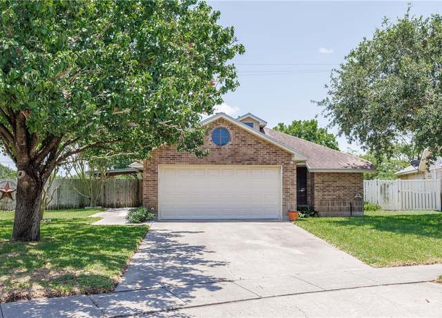 Property at 7153 Brookedge Ln, Corpus Christi, TX 78414, 3 beds, 2 baths