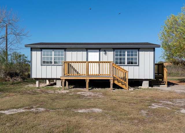 Property at 181 W Post Oak Ln, Rockport, TX 78382, 2 beds, 1 bath