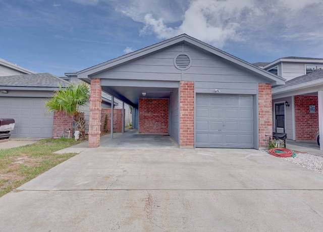 Property at 115 Lee, Rockport, TX 78382, 3 beds, 2 baths