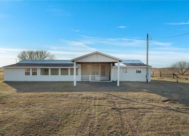 Property at 5221 County Road 79, Robstown, TX 78380, 5 beds, 3 baths