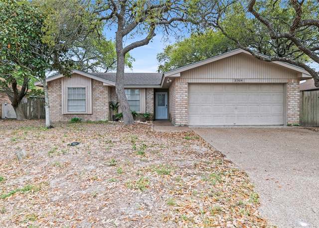 Property at 2304 Timberleaf Cir, Ingleside, TX 78362, 3 beds, 2 baths