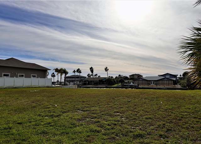 Property at 343 Bayside Dr, Port Aransas, TX 78373