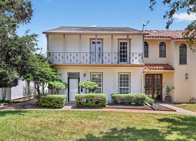 Property at 3535 Santa Fe St #16, Corpus Christi, TX 78411, 3 beds, 2.5 baths