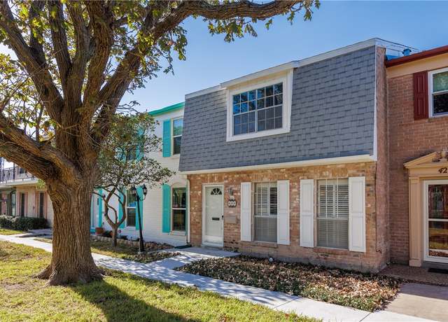 Property at 41 Townhouse, Corpus Christi, TX 78412, 2 beds, 2.5 baths