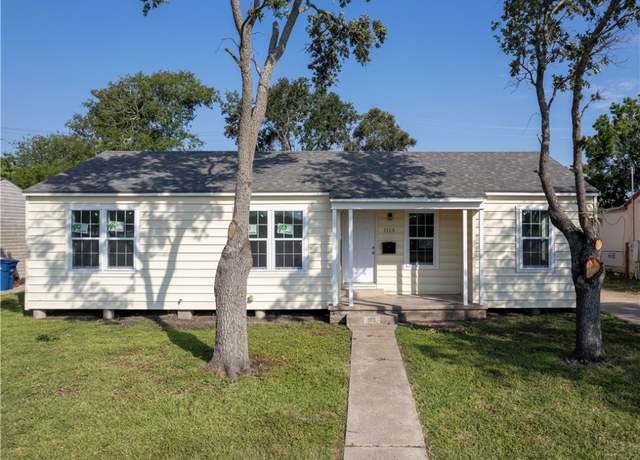 Property at 1113 Annapolis Dr, Corpus Christi, TX 78404, 3 beds, 2 baths