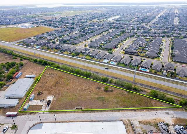 Property at 7802 Bay Dr, Corpus Christi, TX 78414