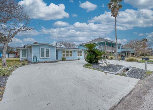 Property at 4034 Laguna Shores Rd, Corpus Christi, TX 78418, 4 beds, 2 baths