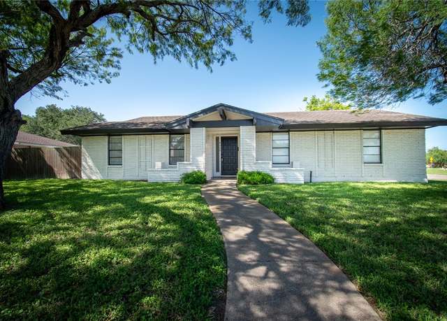 Property at 4338 Murphey Dr, Corpus Christi, TX 78413, 3 beds, 2 baths