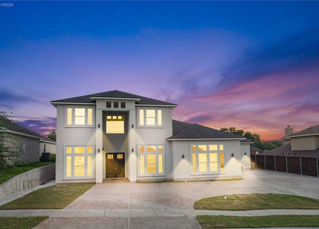 Property at 4425 River Park Dr, Corpus Christi, TX 78410, 4 beds, 4 baths