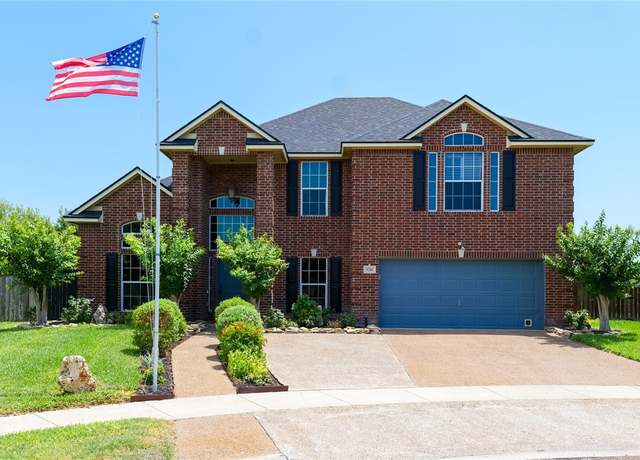 Property at 5710 Neustadt Dr, Corpus Christi, TX 78414, 4 beds, 3.5 baths