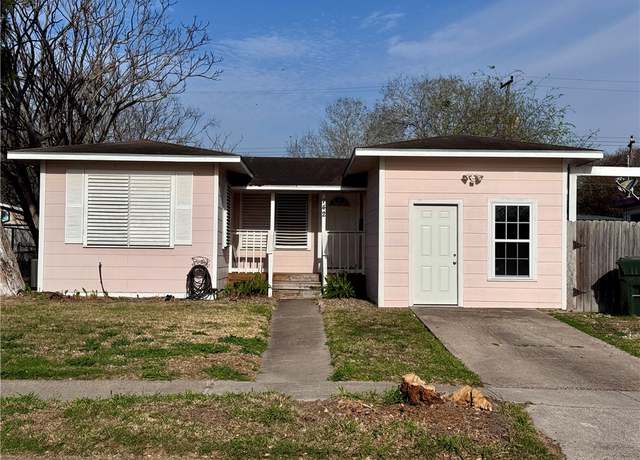 Property at 742 Collingswood Dr, Corpus Christi, TX 78412, 3 beds, 2 baths
