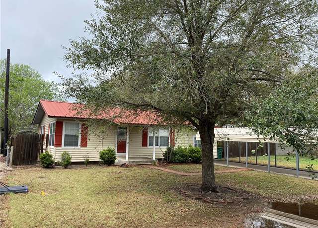 Property at 104 Elizabeth, Woodsboro, TX 78393, 3 beds, 1 bath