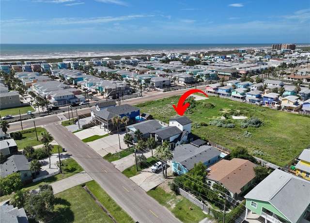 Property at 500 Royal Palm Ln, Port Aransas, TX 78373, 4 beds, 4 baths