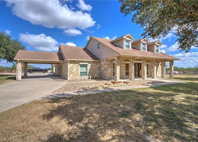 Property at 625 W County Road 303, Orange Grove, TX 78372, 5 beds, 4.5 baths