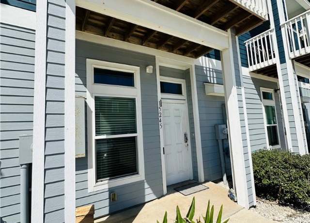 Property at 15245 Beach Way Dr, Corpus Christi, TX 78418, 4 beds, 3 baths