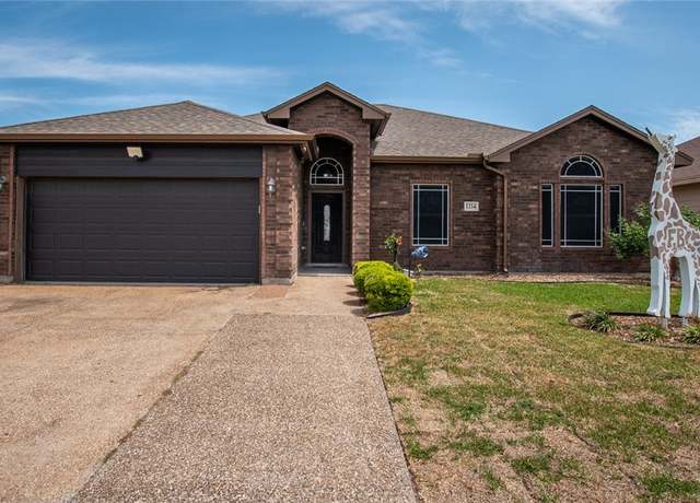 Property at 1114 Axis Ln, Corpus Christi, TX 78418, 3 beds, 2 baths