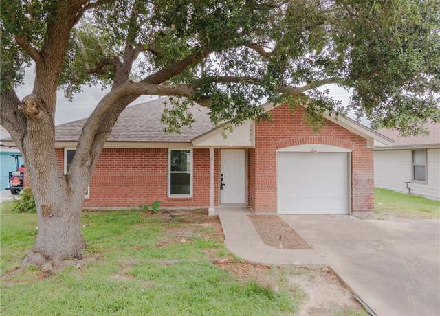 Property at 2993 Westlake Dr, Ingleside, TX 78362, 3 beds, 2 baths