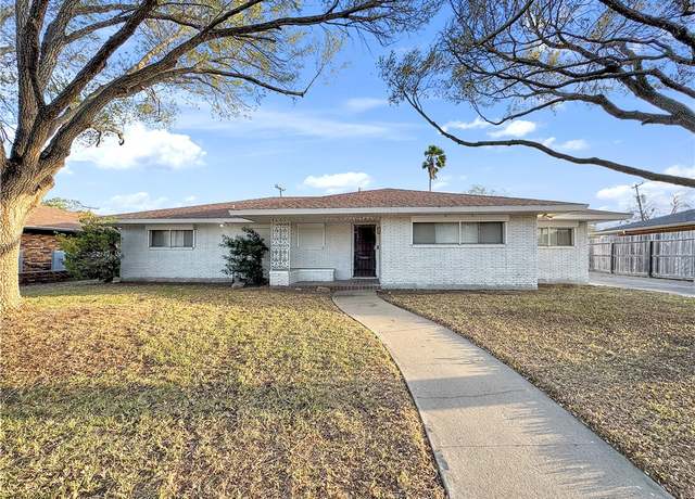 Property at 4115 Meridian Pl, Corpus Christi, TX 78411, 4 beds, 3 baths