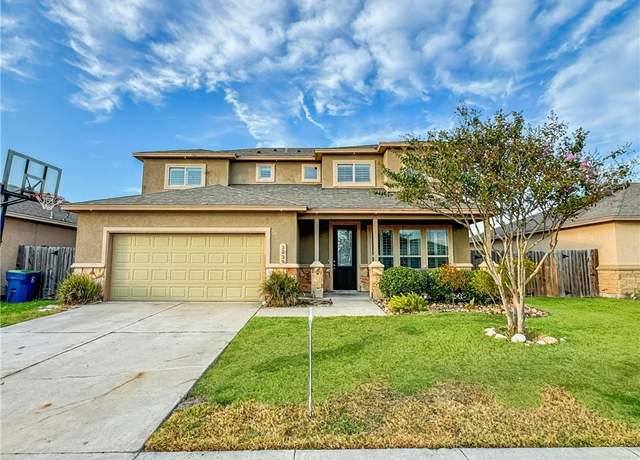 Property at 1832 Bay Landing Dr, Portland, TX 78374, 4 beds, 3.5 baths