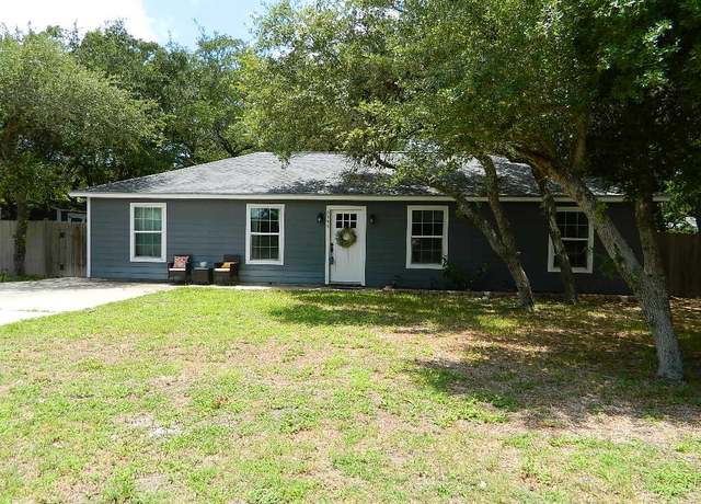Property at 2545 Poinsetta Pl, Ingleside, TX 78362, 3 beds, 1.5 baths