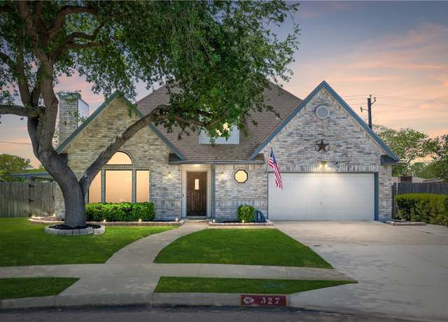 Property at 327 Sea Gate Dr, Portland, TX 78374, 4 beds, 2.5 baths