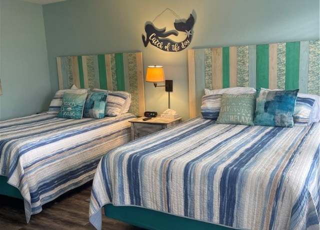 Property at 1021 S Water St #121, Rockport, TX 78382, 1 bed, 1 bath