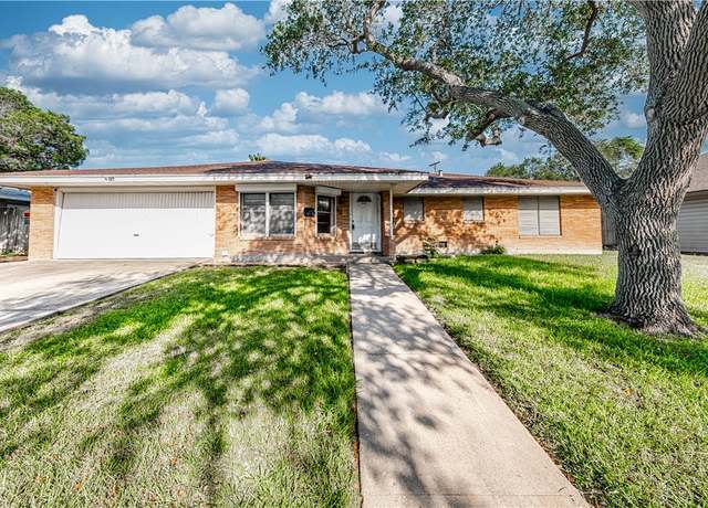 Property at 445 Troy Dr, Corpus Christi, TX 78412, 3 beds, 2 baths