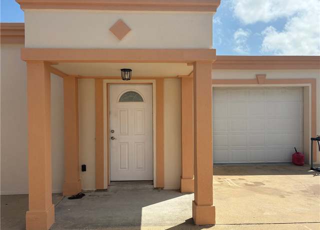 Property at 915 Flour Bluff Dr, Corpus Christi, TX 78418, 3 beds, 2 baths