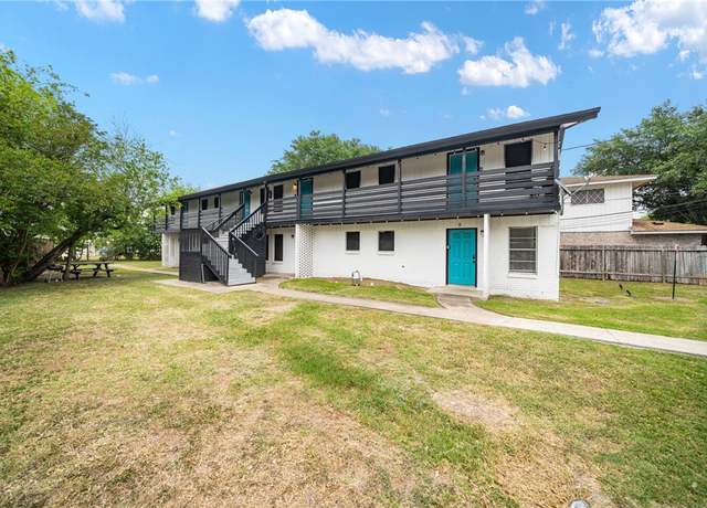 Property at 10654 Heizer Dr, Corpus Christi, TX 78410, 8 beds, 8 baths