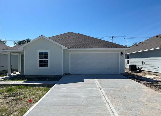 Property at 130 Montego Dr, Rockport, TX 78382, 3 beds, 2 baths