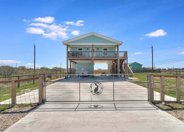 Property at 243 W Club Oak Ln, Rockport, TX 78382, 2 beds, 2 baths